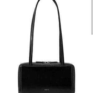 Stand oil posh bag/ stitch black